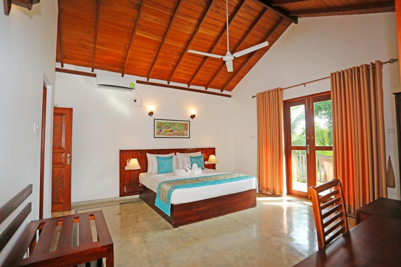 Villa Peacock Walahanduwa Экстерьер фото