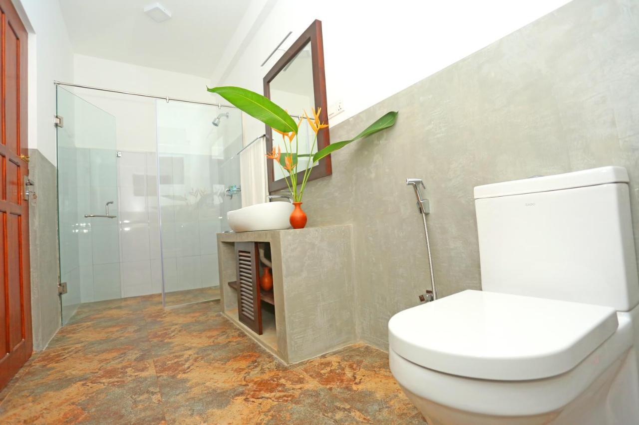 Villa Peacock Walahanduwa Экстерьер фото